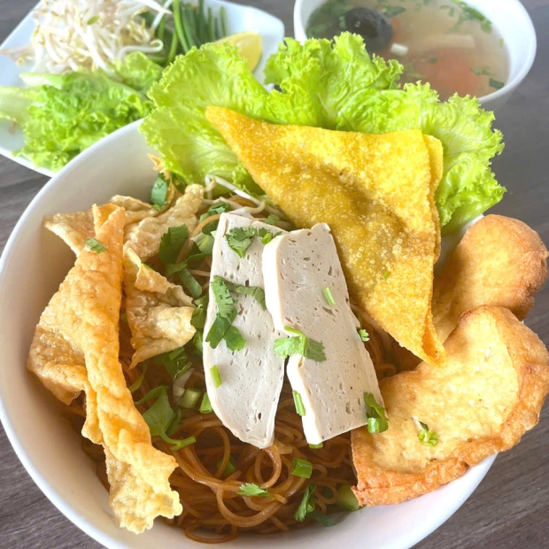 Hủ Tiếu Trộn Khô